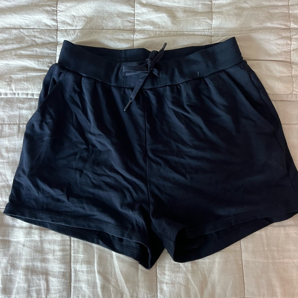 Cozy Earth bamboo navy shorts size medium